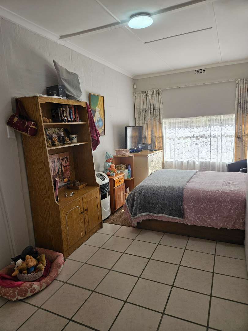 5 Bedroom Property for Sale in Fairbridge Heights Eastern Cape